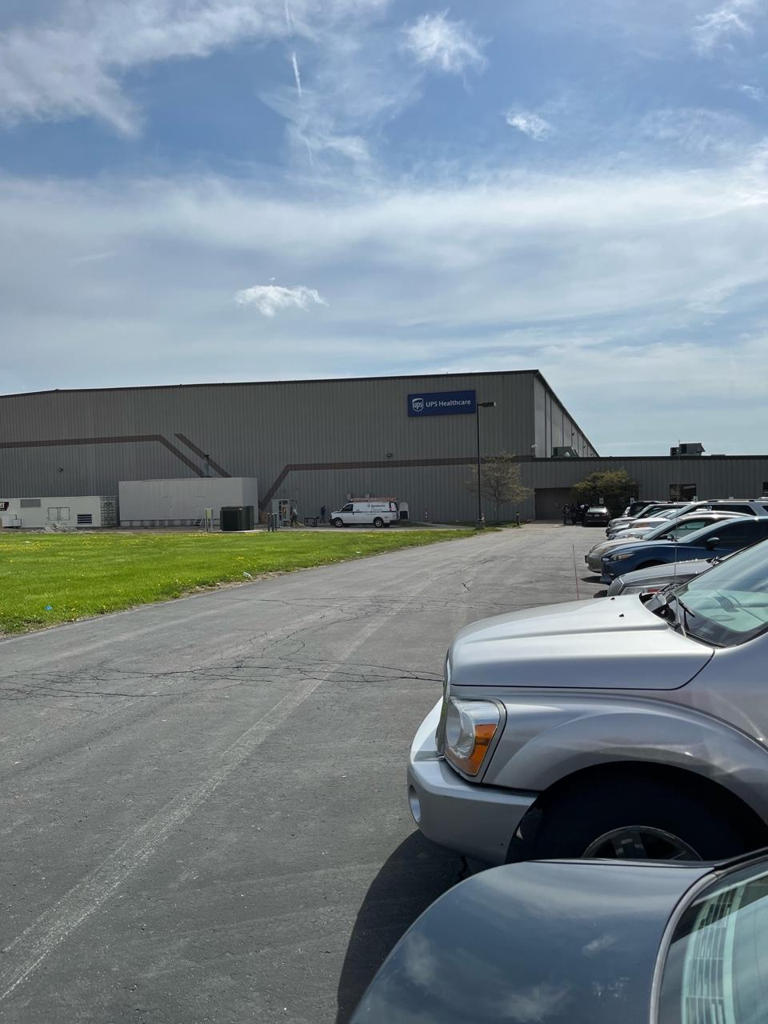 UPS - Healthcare Ult Freezer Farm